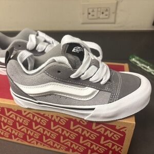 Vans Knu Skool